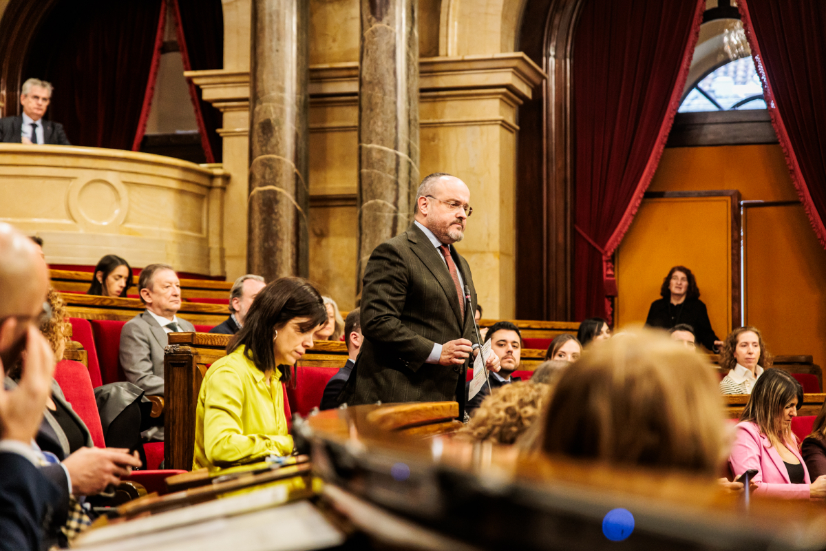 Alejandro Fernández: “La Federación Catalana de Fútbol se ha convertido en un estercolero con el apoyo del gobierno de Illa”